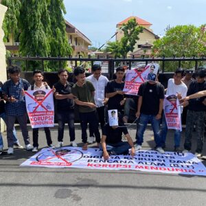 Aksi Jilid III di Mapolda NTB: FPNM Tegaskan Kapolda Harus Buktikan Tidak Melindungi Gubernur dalam Kasus Dugaan Korupsi Dana BTT